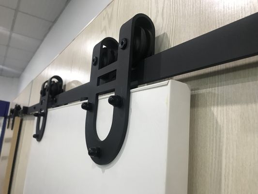 Γαλβανισμένη διαδρομή 2m πορτών σιταποθηκών ξύλινη ολίσθηση σιταποθηκών επιστρώματος φραγμών 96 ίντσας